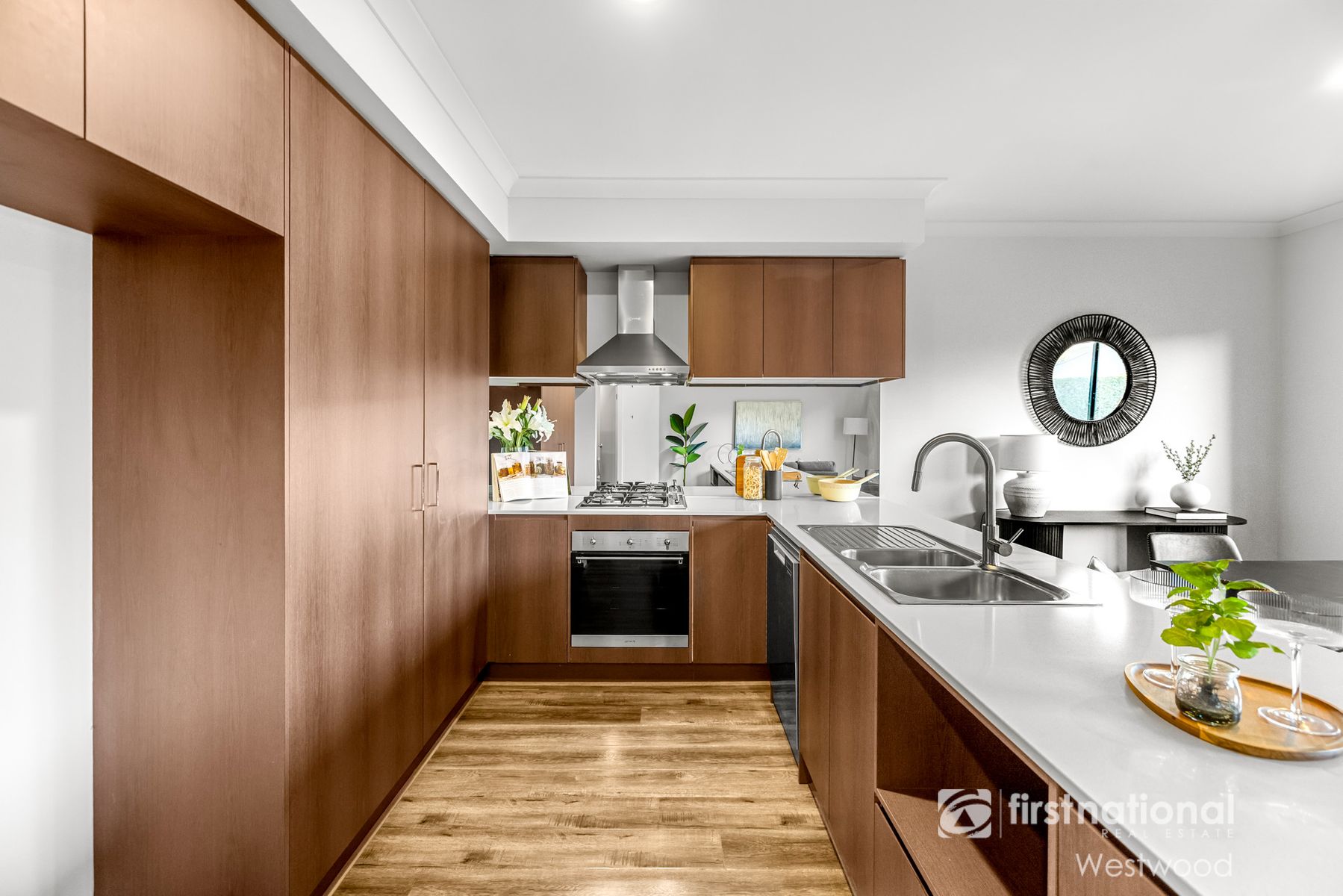 14 Bloom Street, Werribee VIC 3030, Werribee - Thumbnail 3
