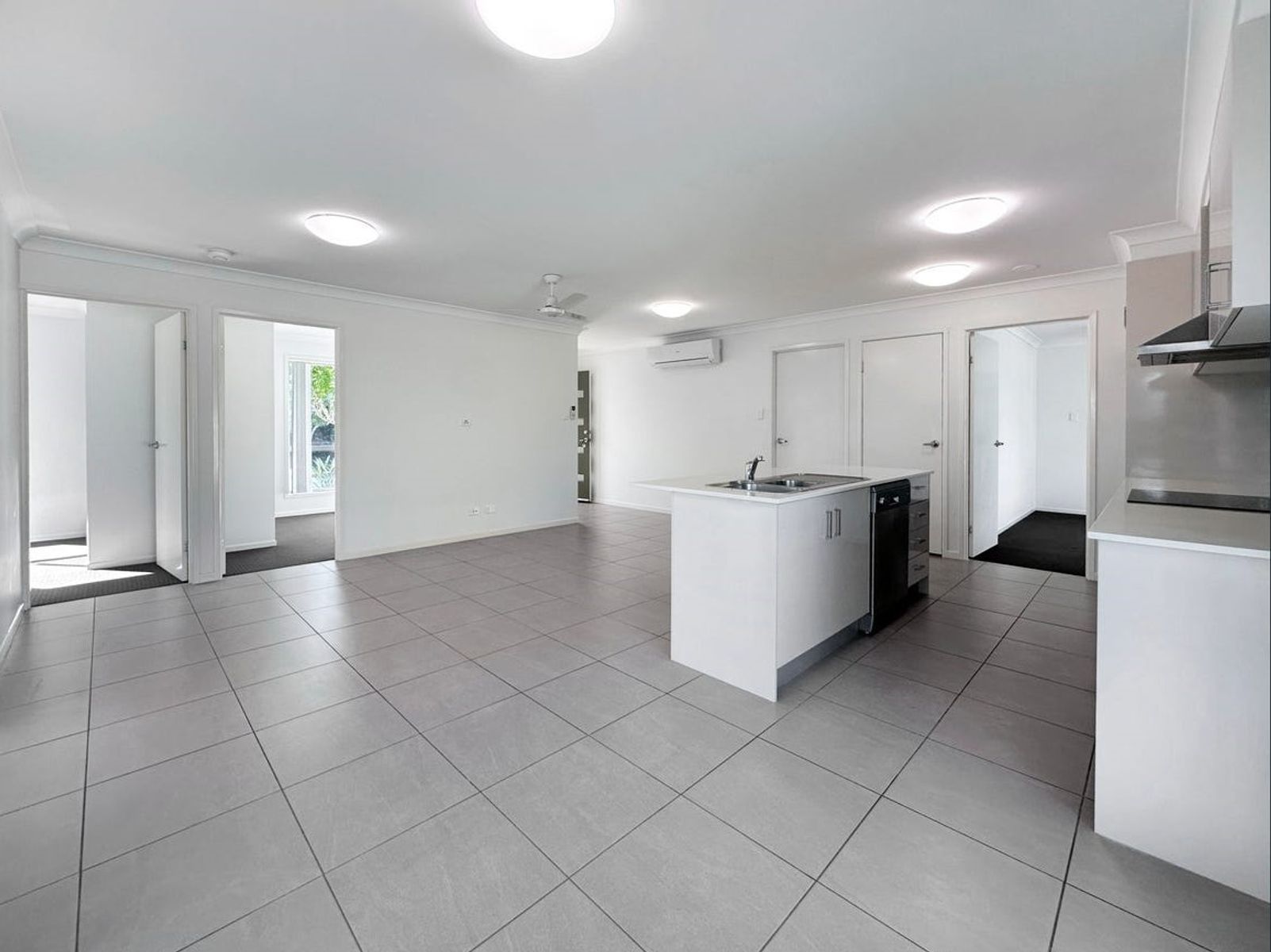 2/2 Michigan Way, Andergrove QLD 4740, Andergrove - Thumbnail 3