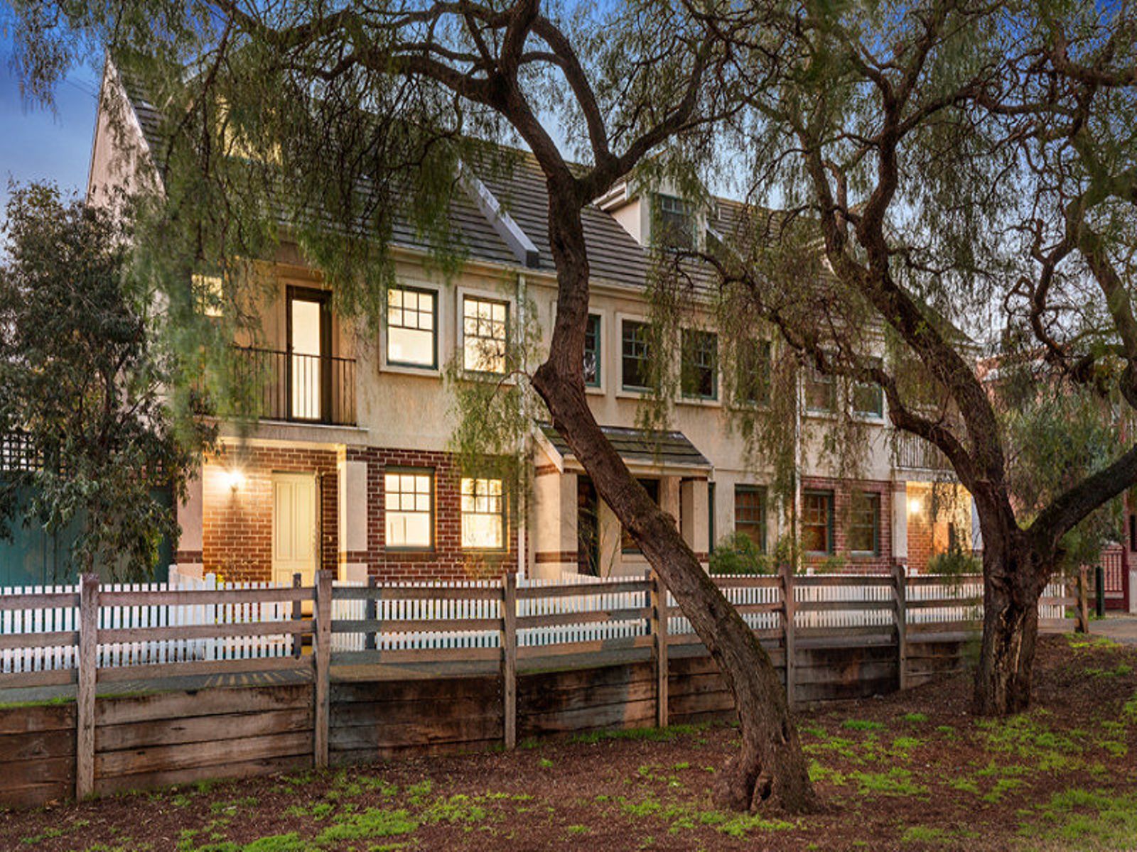 22 Peppercorn Walk, Kensington - Thumbnail 4