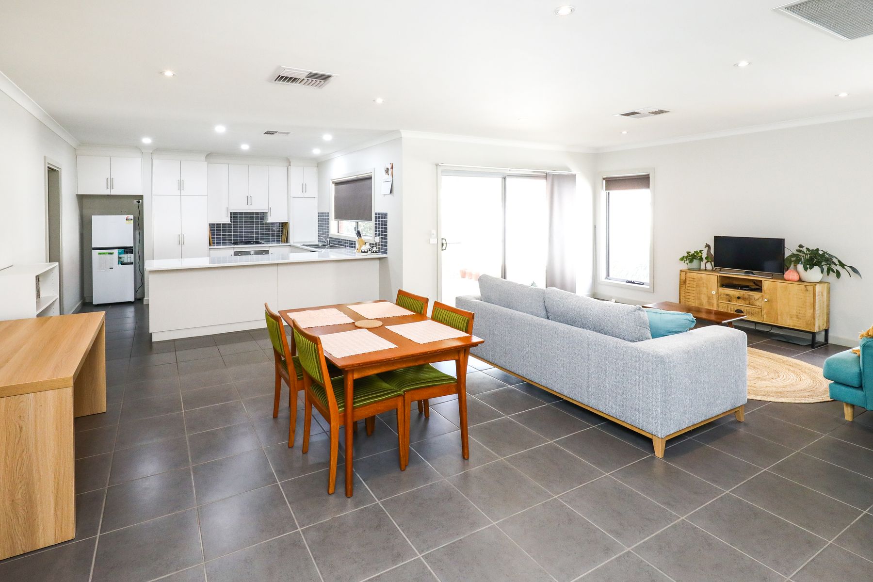 2/8 John Monash Boulevard, Mildura VIC 3500, Mildura - Thumbnail 7