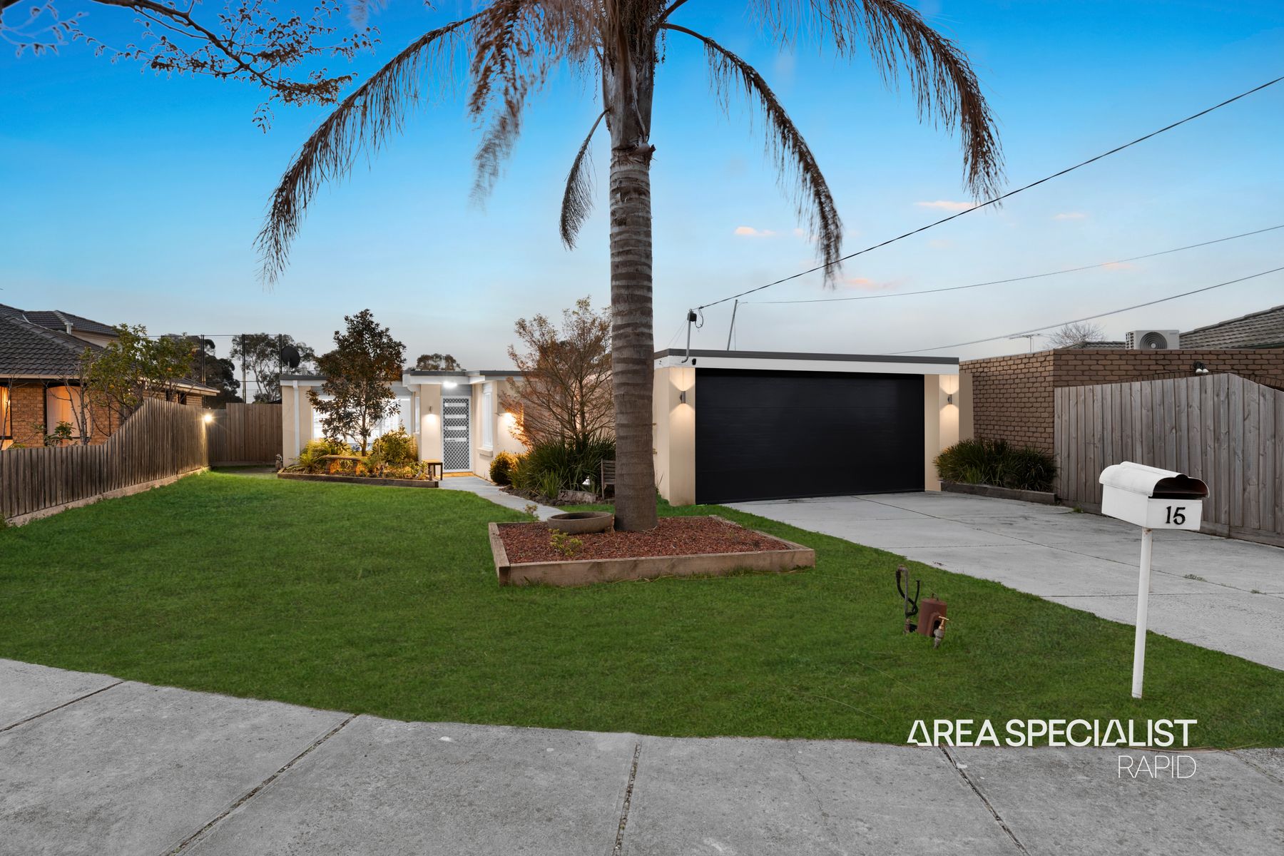 15 Farrer Close, Cranbourne, VIC 3977