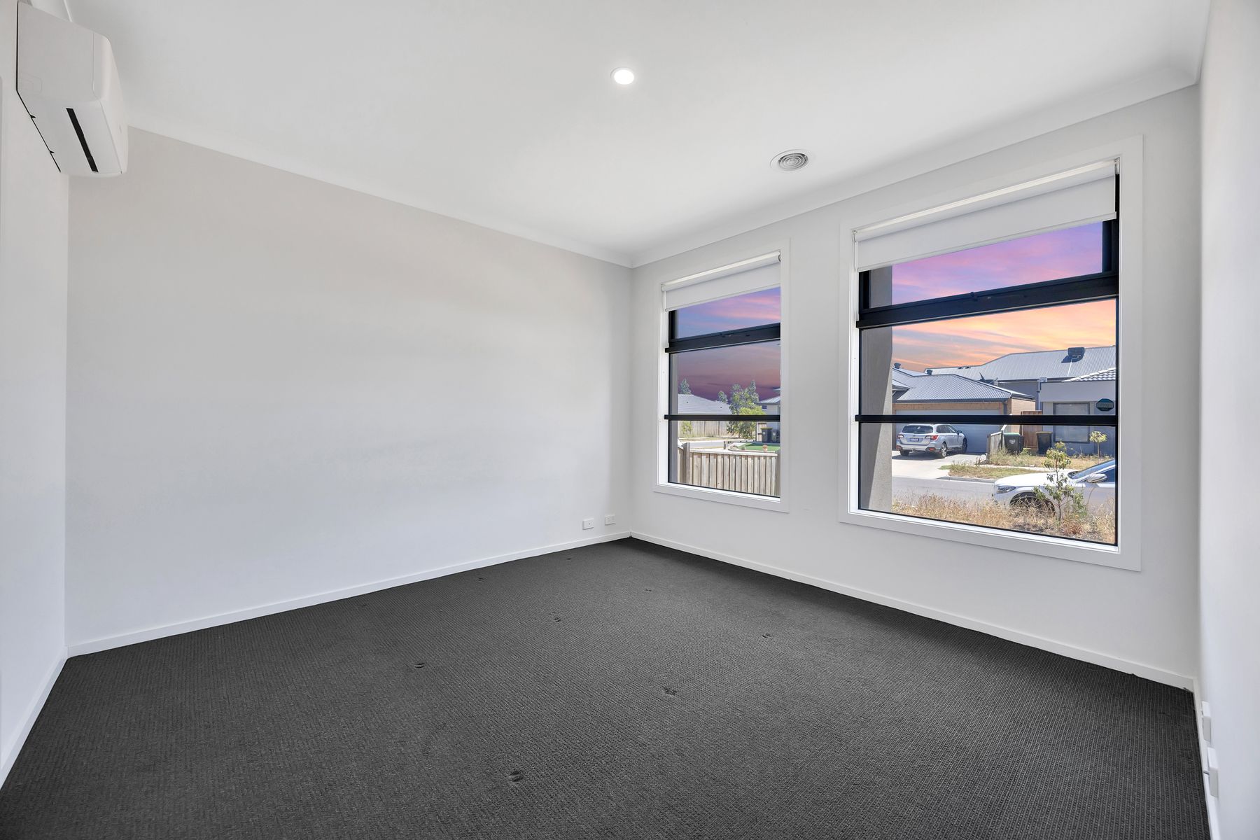 67 Chalcot Circuit, Fraser Rise, VIC 3336, Fraser Rise - Thumbnail 2