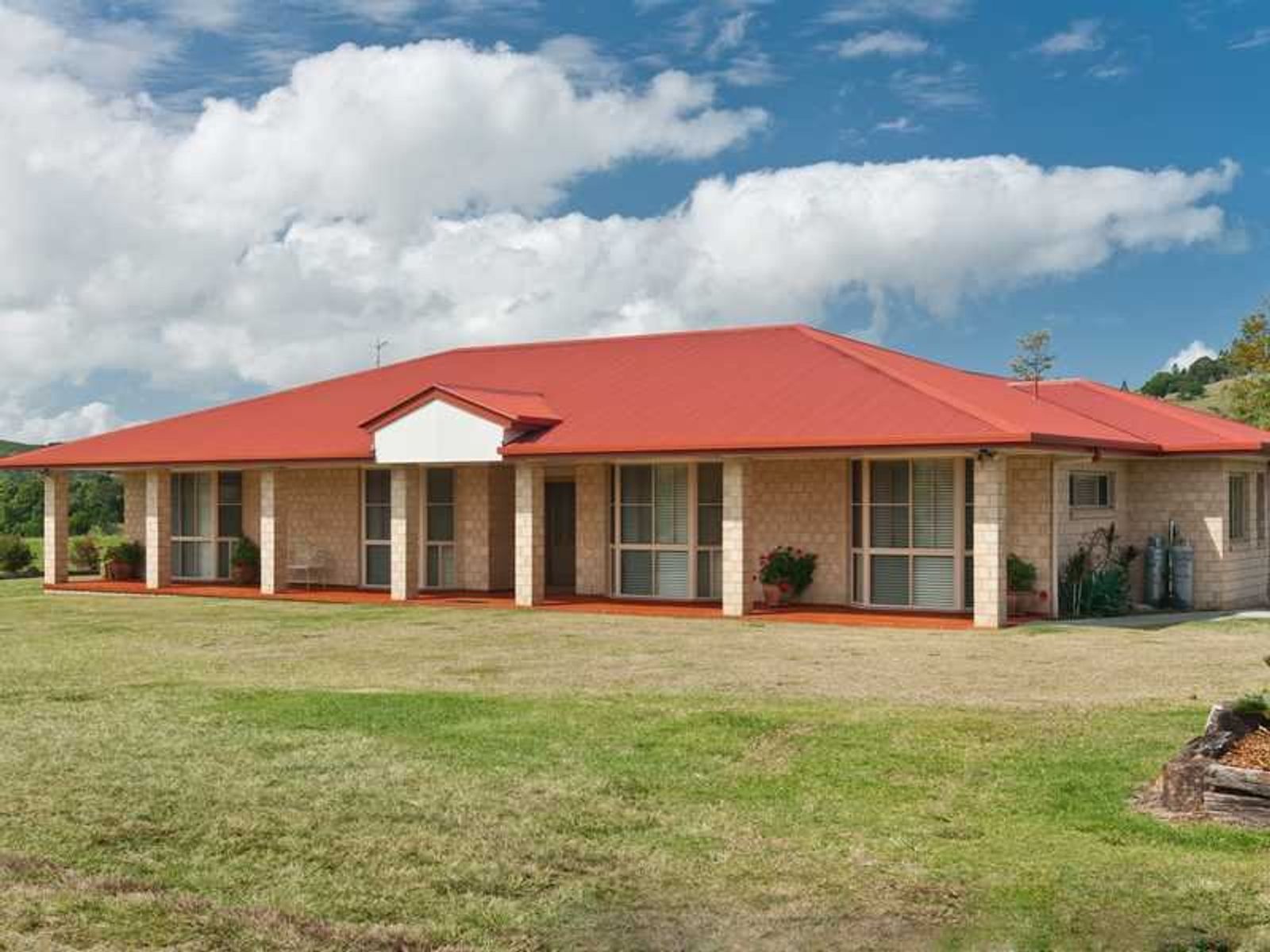 12 Lockton Road, Numulgi - Thumbnail 5