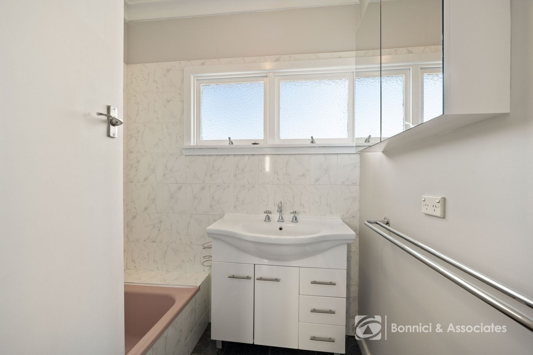 15a Victoria Road, Beechworth VIC 3747, Beechworth - Thumbnail 8