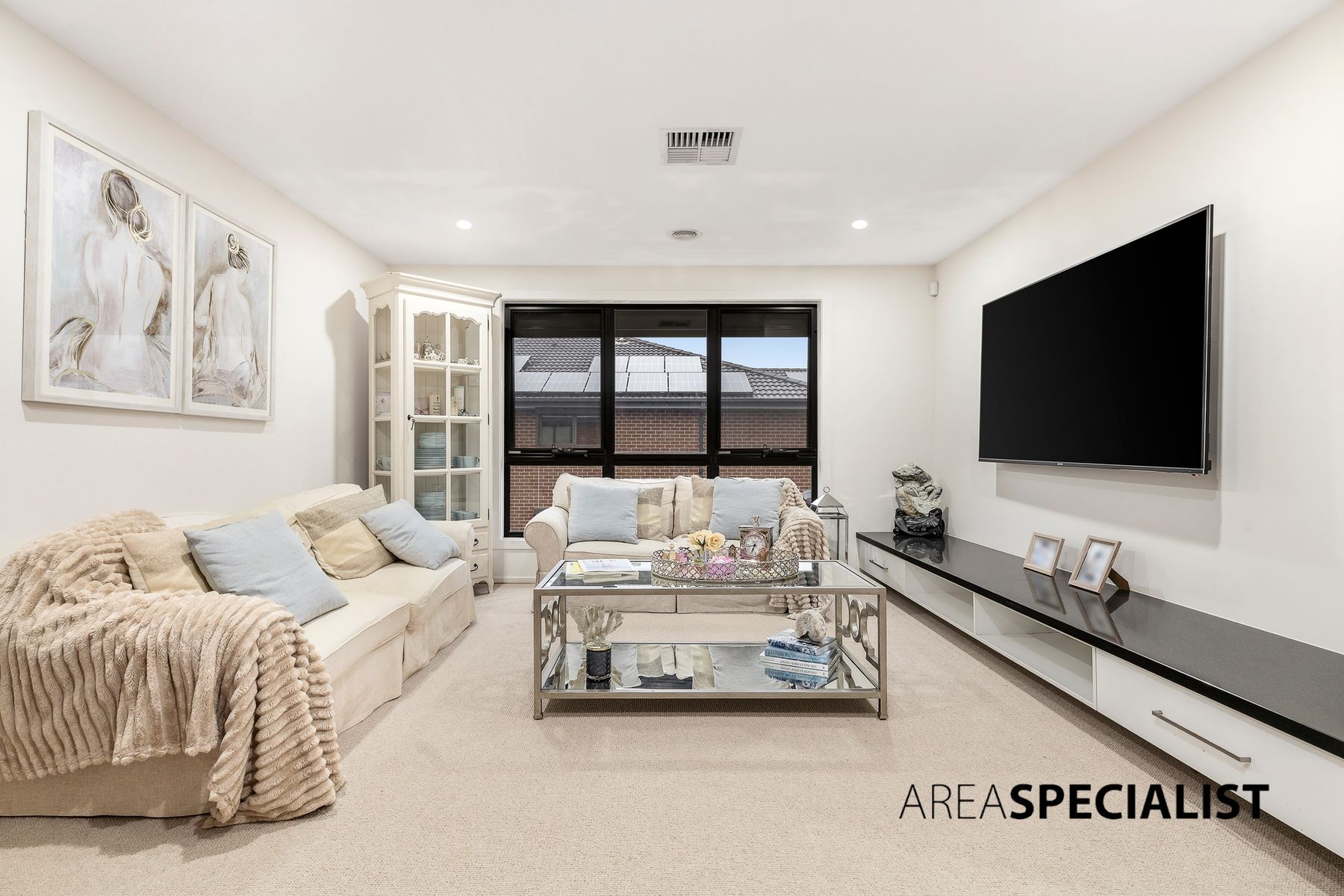36 Penton Way, Lynbrook, Lynbrook - Thumbnail 3