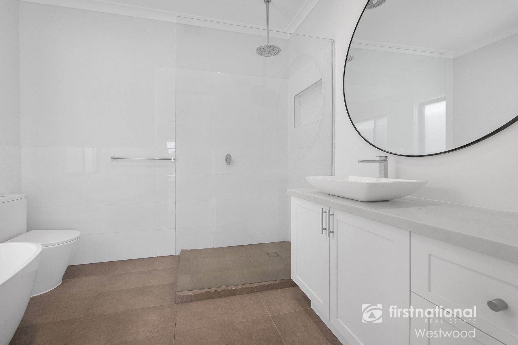 17 Haniper Grove, Werribee VIC 3030, Werribee - Thumbnail 3