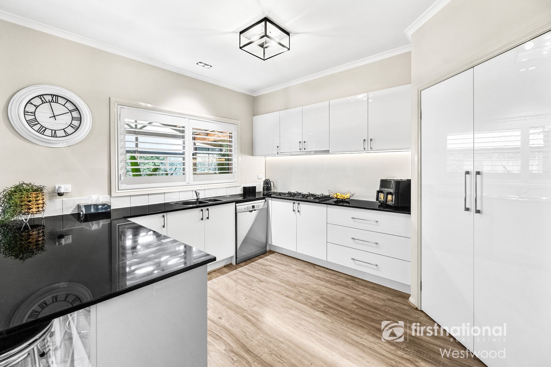 316 Tarneit Road, Werribee VIC 3030, Werribee - Thumbnail 2