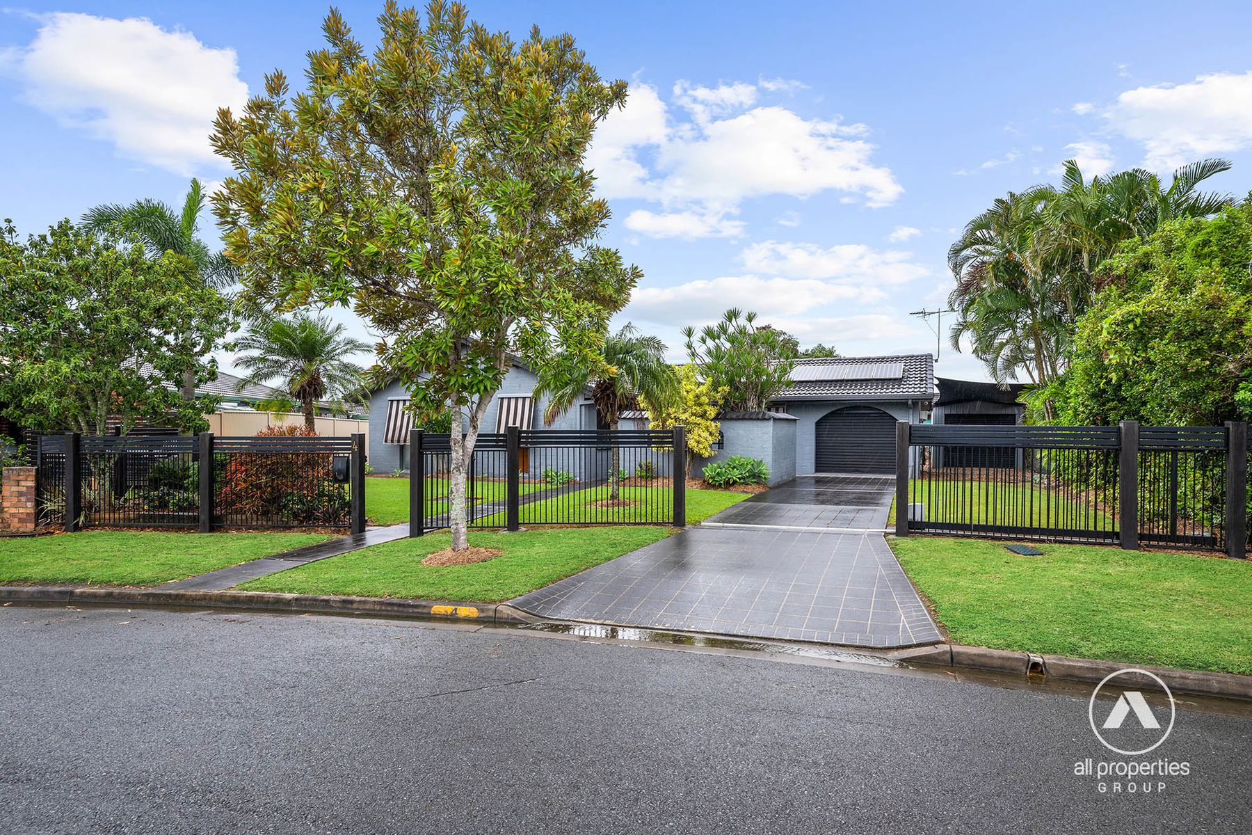 4 Carlyon Street, Mount Warren Park QLD 4207, Mount Warren Park - Thumbnail 2