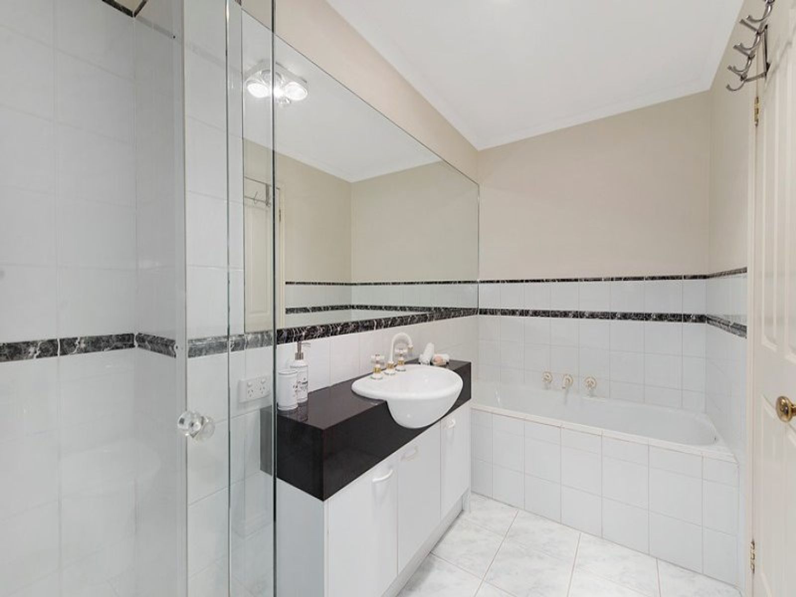 3A Wellwood Road, Bonbeach, VIC 3196, Bonbeach - Thumbnail 7