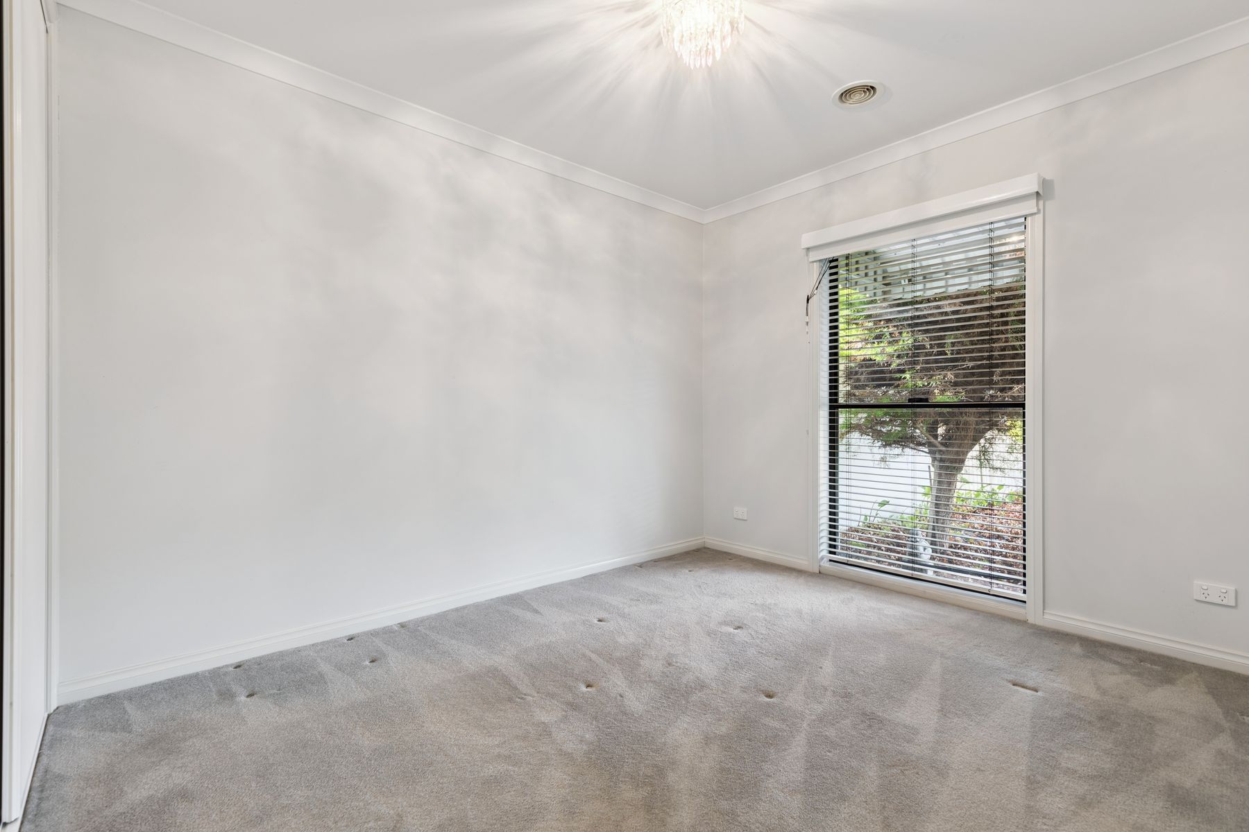 6 Greenwood Drive, Kennington VIC 3550, Kennington - Thumbnail 6