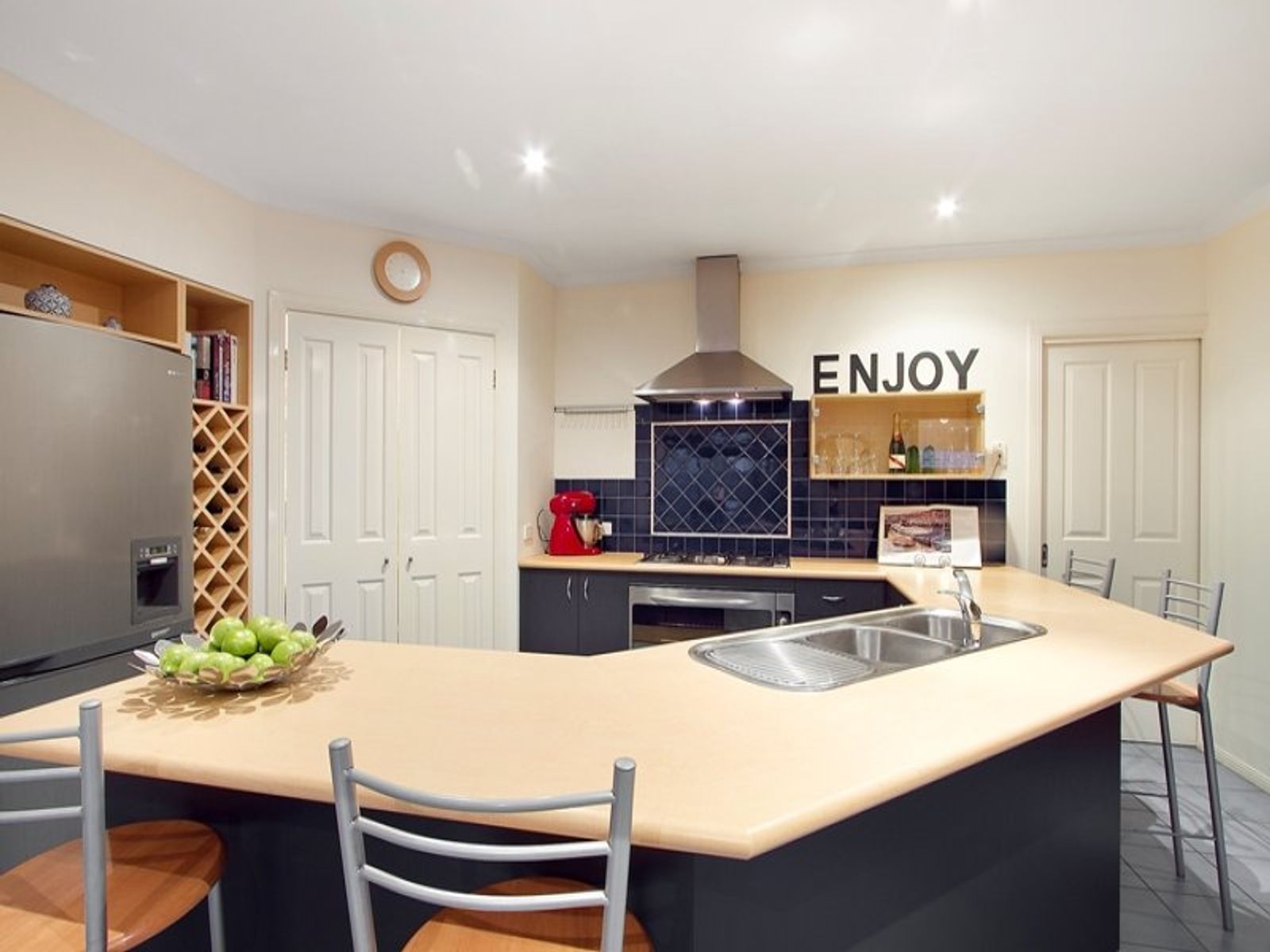 13 Macquarie Circle, Waterways, VIC 3195, Waterways - Thumbnail 5