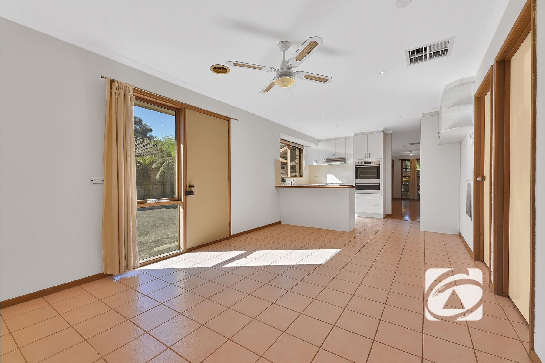 25 Coolong Avenue, Berwick VIC 3806, Berwick - Thumbnail 5