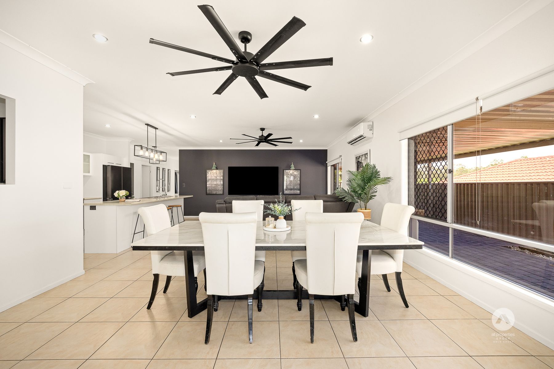 41 Zane Street, Molendinar QLD 4214, Molendinar - Thumbnail 4