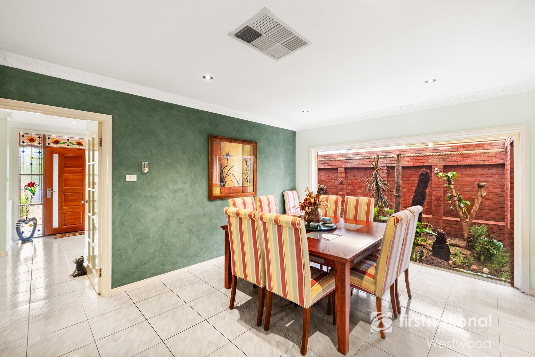 2 Coulton Court, Werribee VIC 3030, Werribee - Thumbnail 3