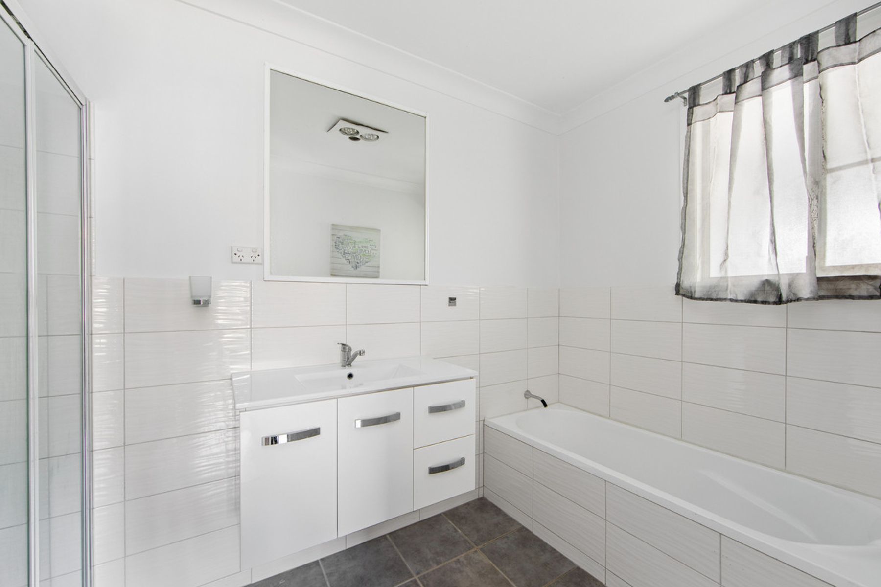 28 Clifton Drive, Port Macquarie NSW 2444, Port Macquarie - Thumbnail 7
