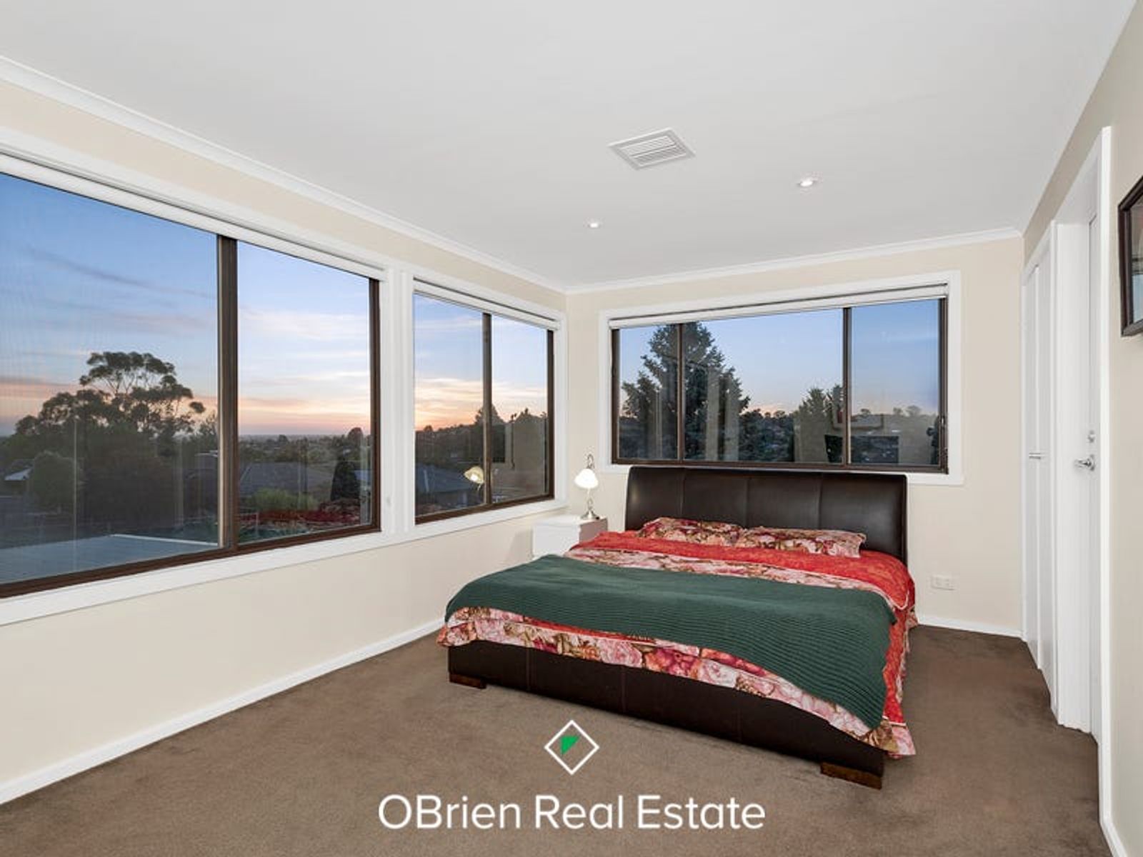 49 John Fawkner Drive, Endeavour Hills, VIC 3802, Endeavour Hills - Thumbnail 5