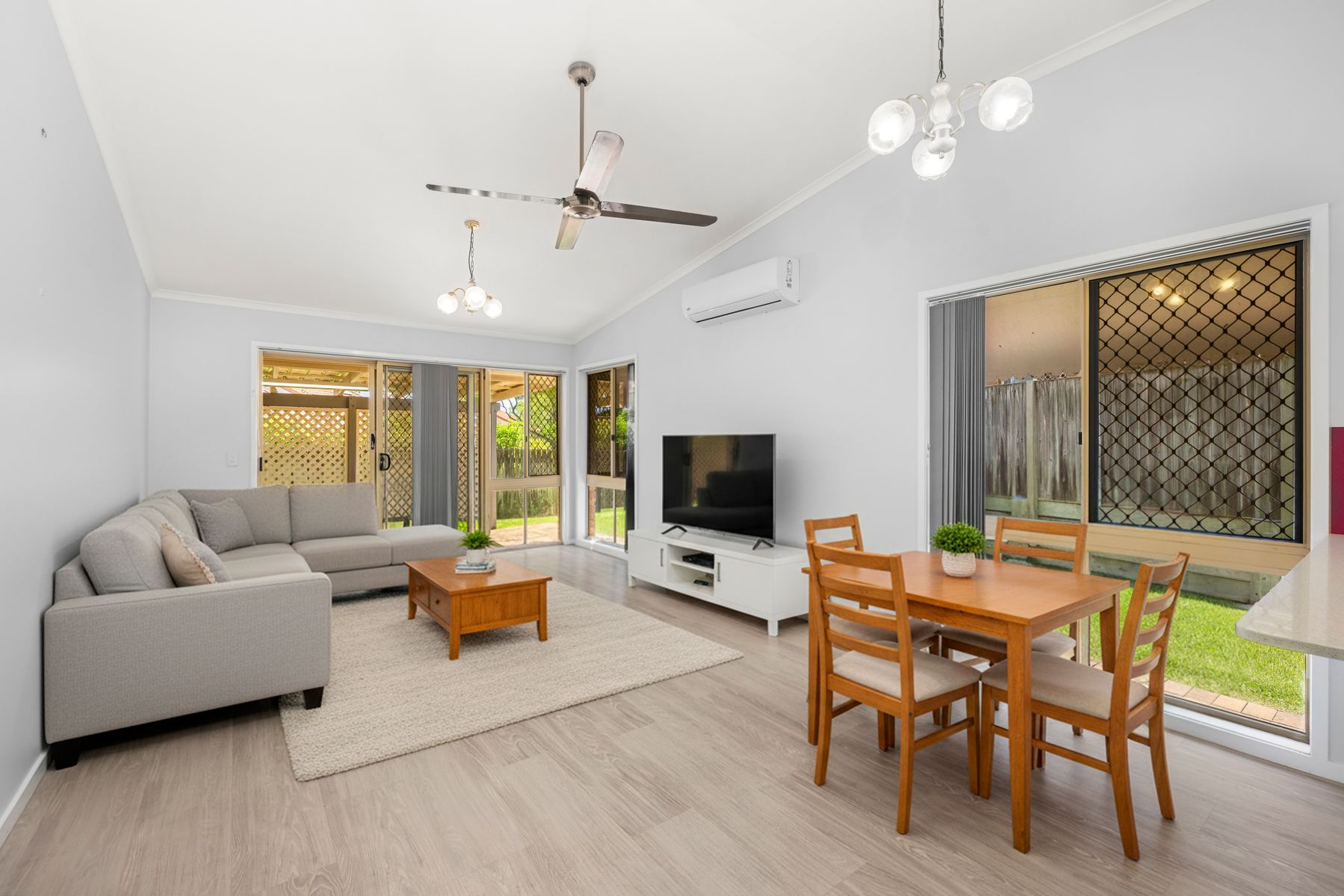 1/6-10 Macgregor Drive, Birkdale QLD 4159, Birkdale - Thumbnail 2