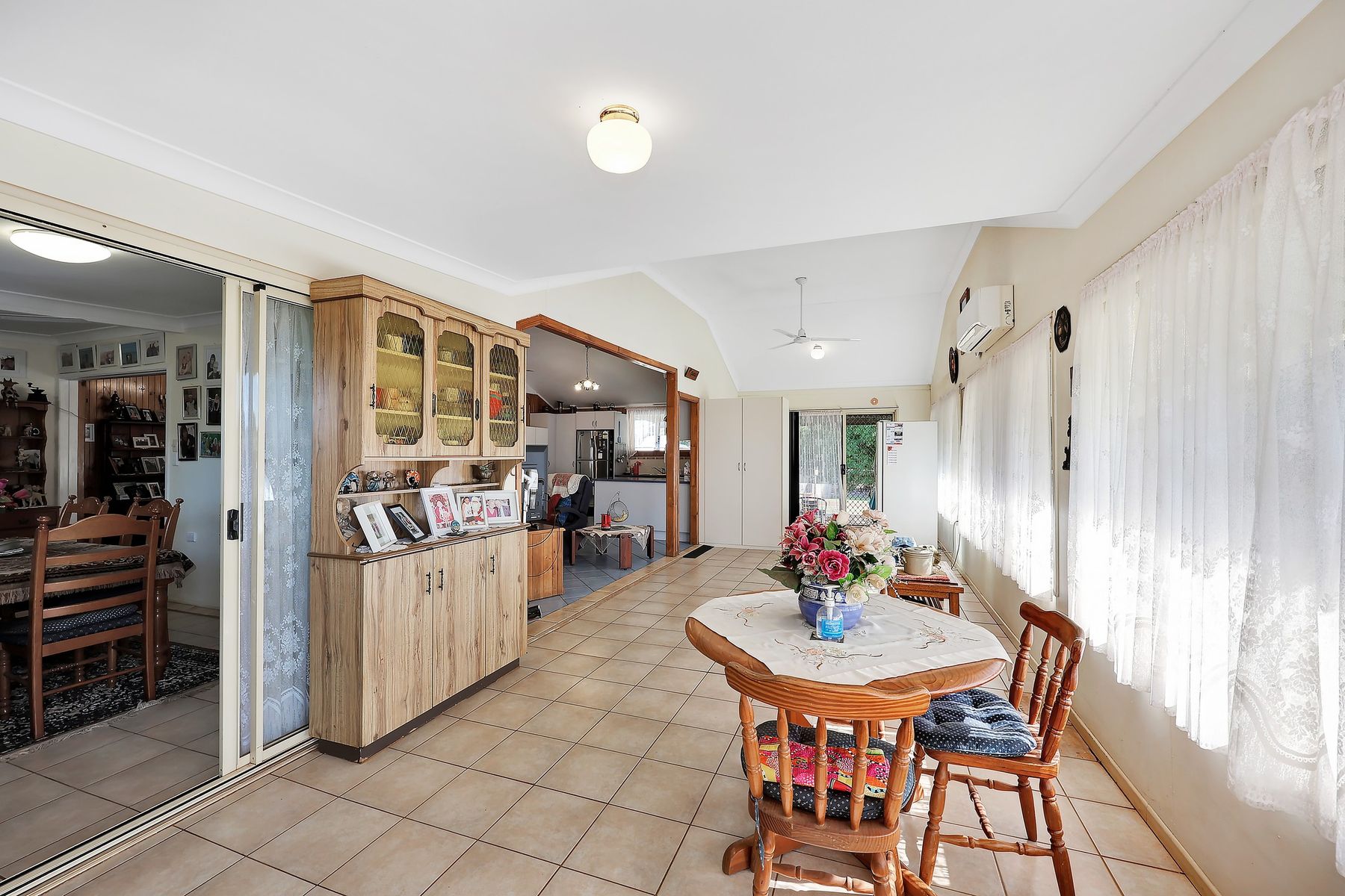 11 Redridge Crescent, Redridge QLD 4660, Redridge - Thumbnail 3