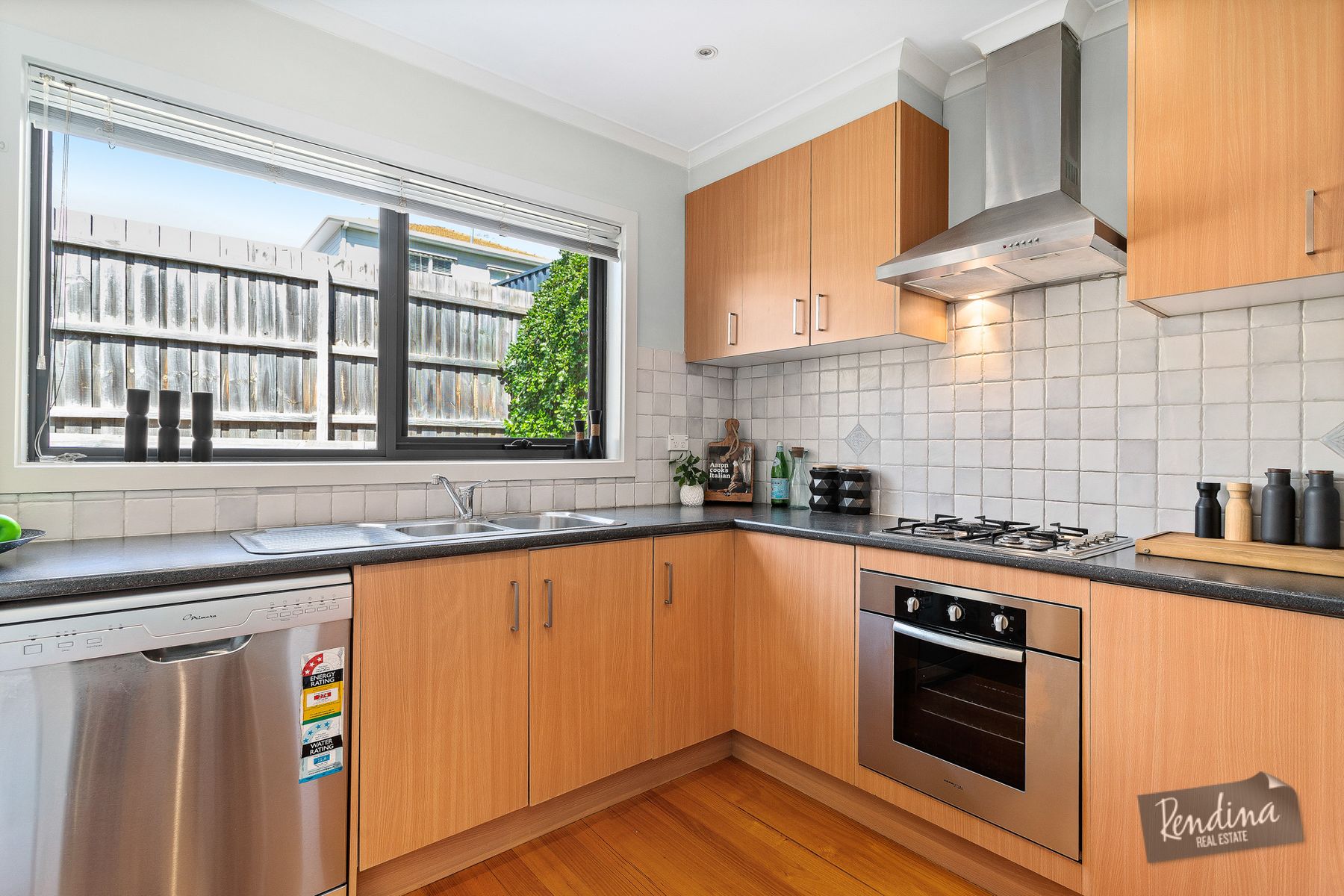4/15 Fawkner Road, Pascoe Vale - Thumbnail 4