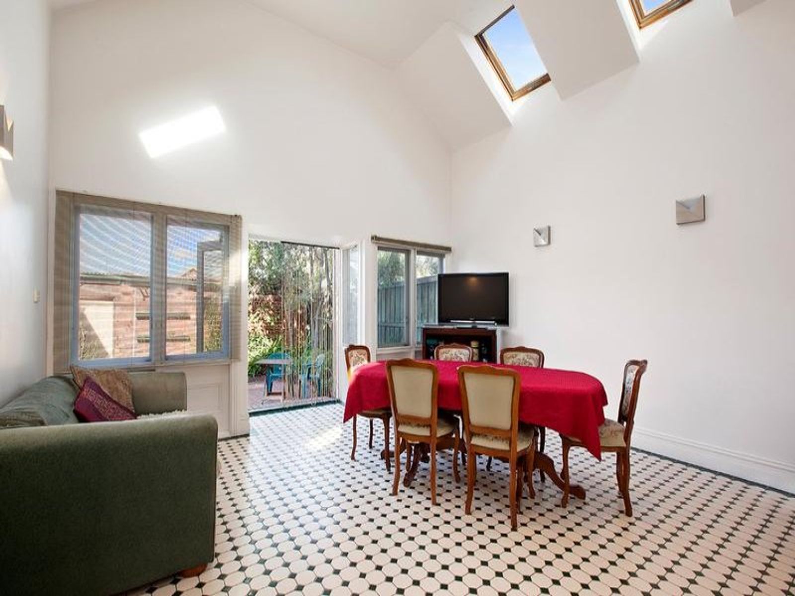 31 ELIZABETH STREET, Moonee Ponds - Thumbnail 4