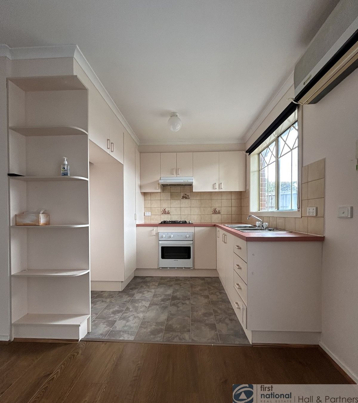 7/1 Noon Street, Dandenong VIC 3175, Dandenong - Thumbnail 3