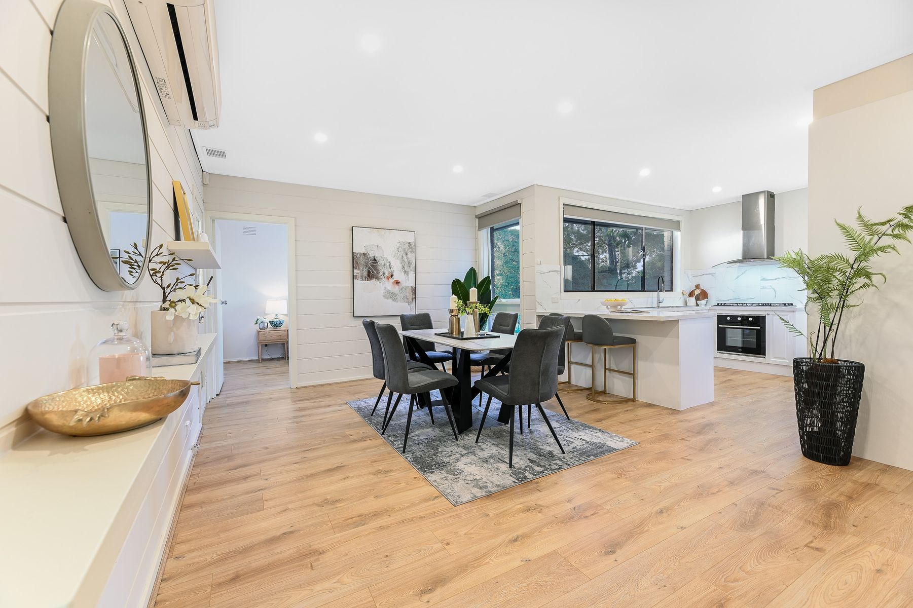 8 Oxford Court, Dandenong North, VIC 3175, Dandenong North - Thumbnail 2