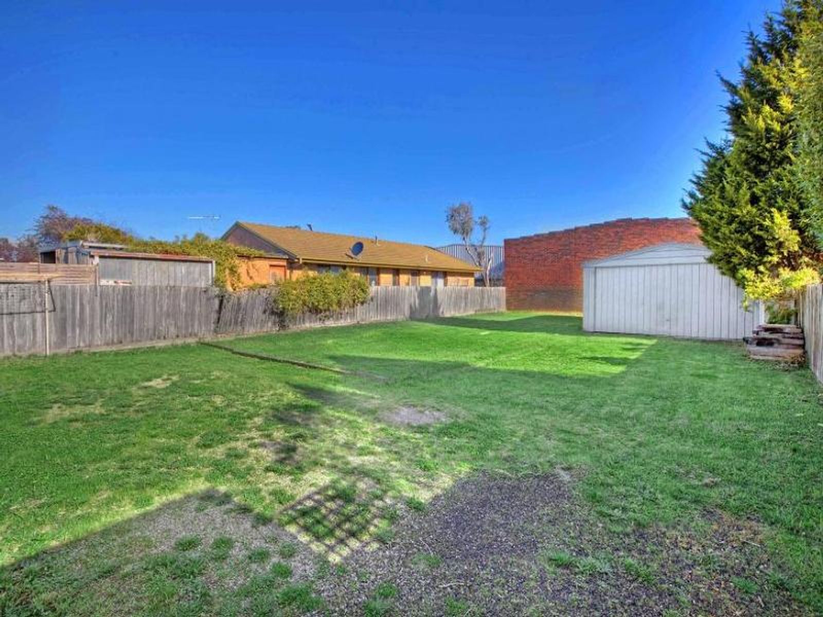 8 Raymond Road, Seaford, VIC 3198, Seaford - Thumbnail 6