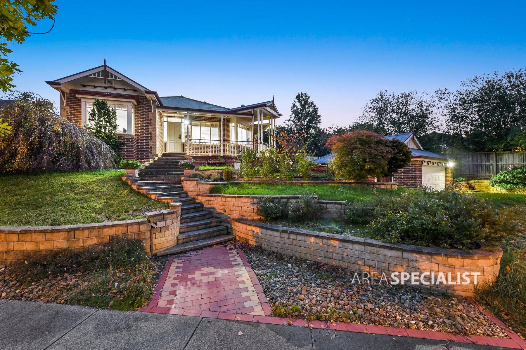 71 Berwick Springs Promenade, Narre Warren South, VIC 3805, Narre Warren South - Thumbnail 3