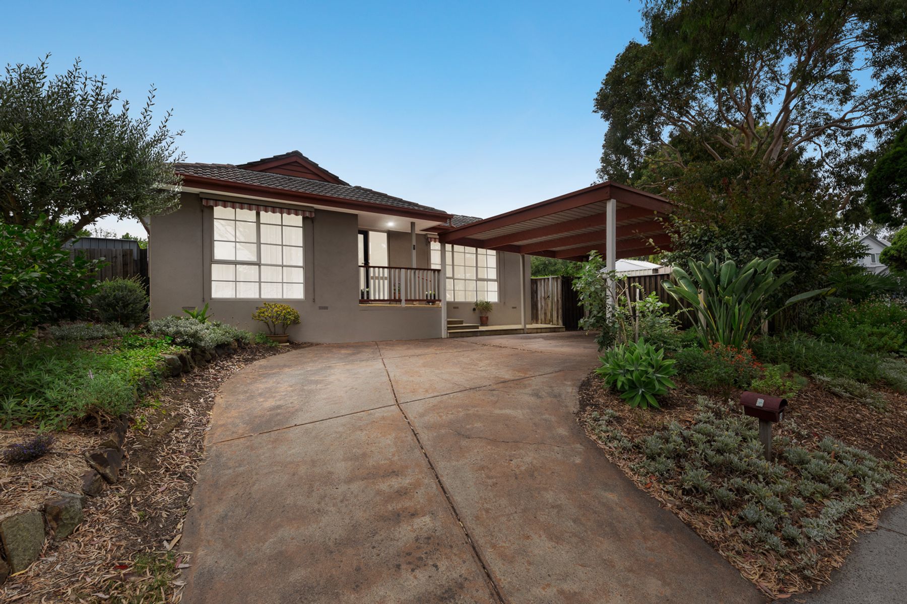 3 Solway Close, Ferntree Gully, VIC 3156, Ferntree Gully - Thumbnail 2