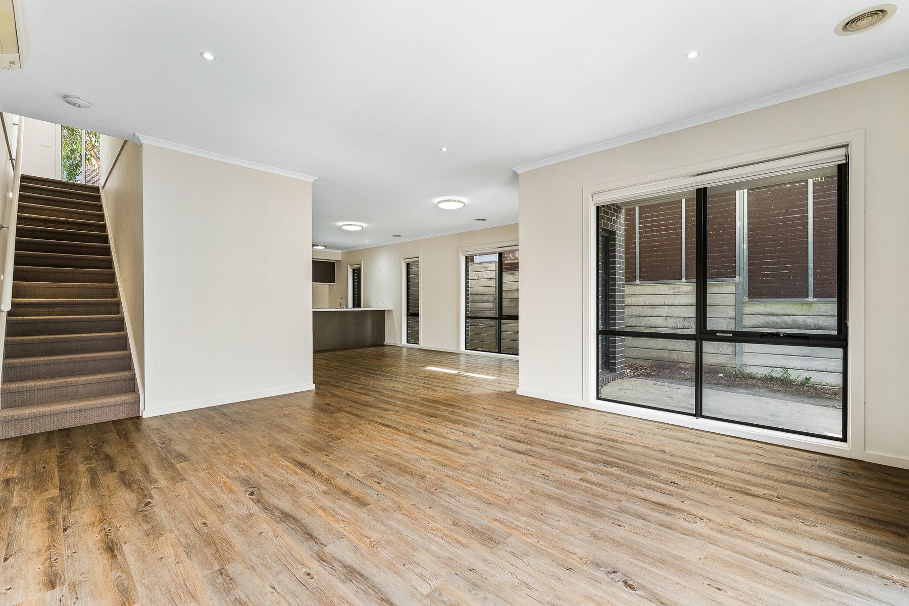 3 Valley Park Boulevard, Westmeadows, VIC 3049, Westmeadows - Thumbnail 2