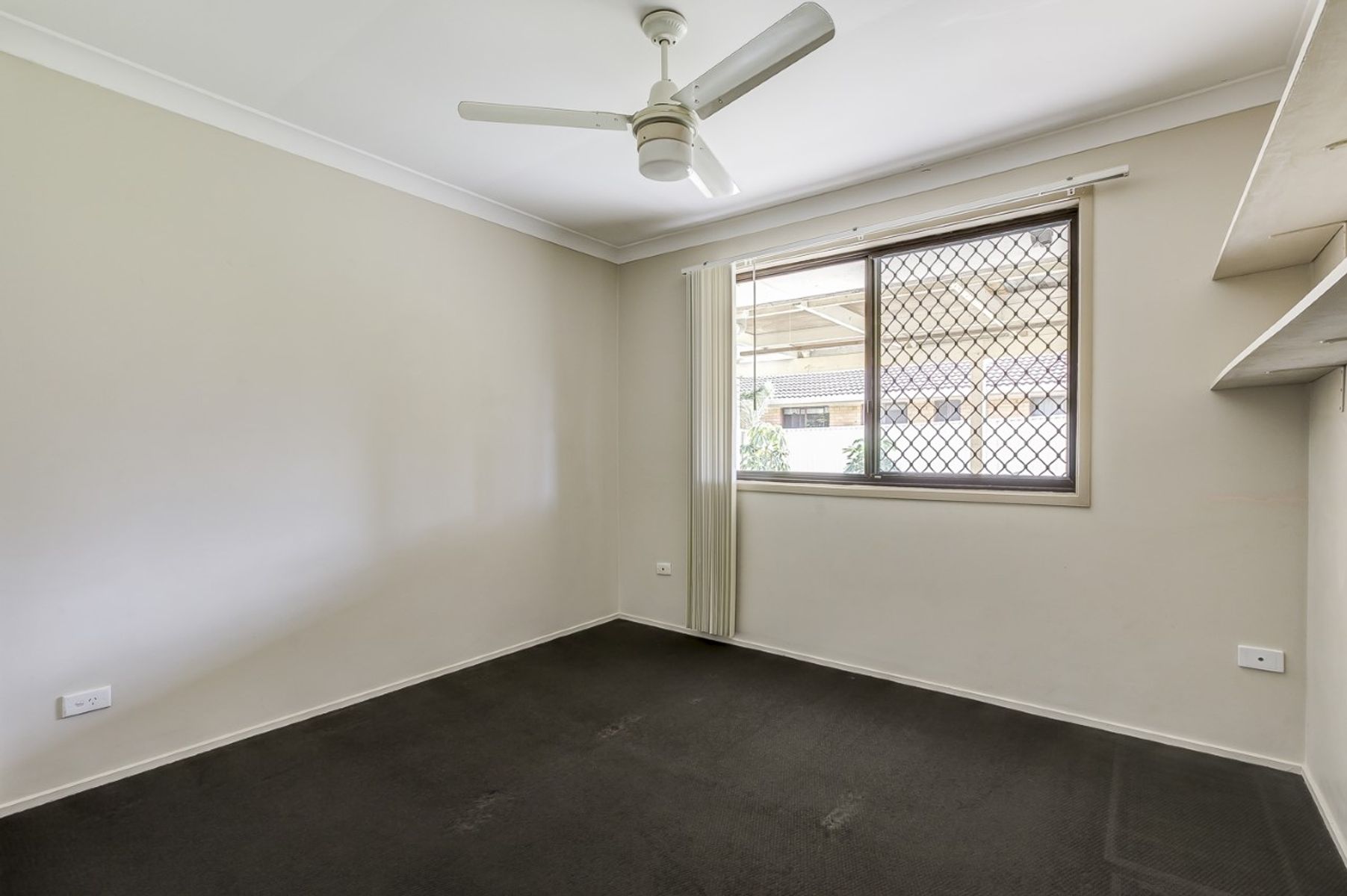 283 Morala Avenue, Runaway Bay, QLD 4216, Runaway Bay - Thumbnail 8