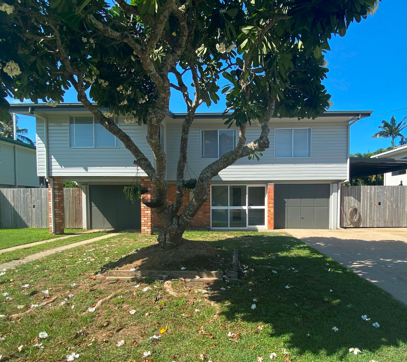 8 Weir Street, East Mackay QLD 4740