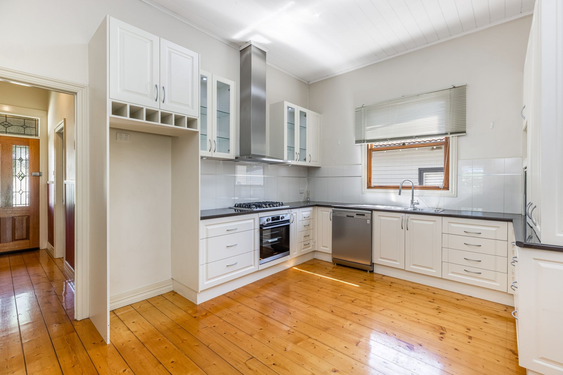 26 Bannister Street, North Bendigo VIC 3550, North Bendigo - Thumbnail 2
