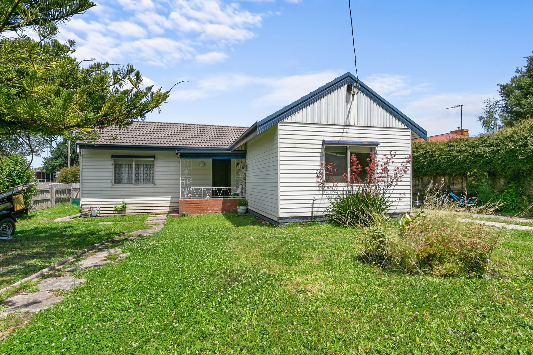 9 Bank Street, Traralgon, VIC 3844, Traralgon - Thumbnail 2
