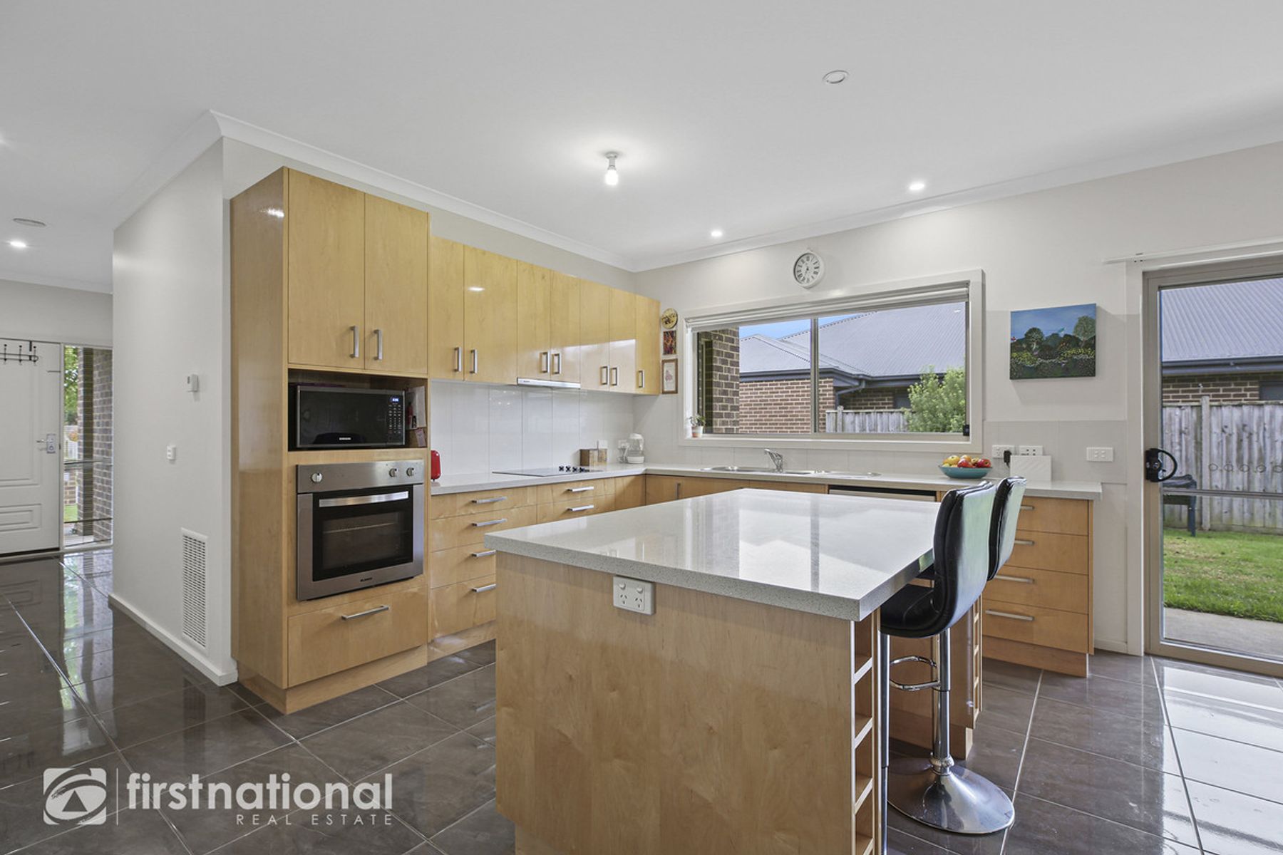 28 Villeneuve Drive, Trafalgar, VIC 3824, Trafalgar - Thumbnail 3