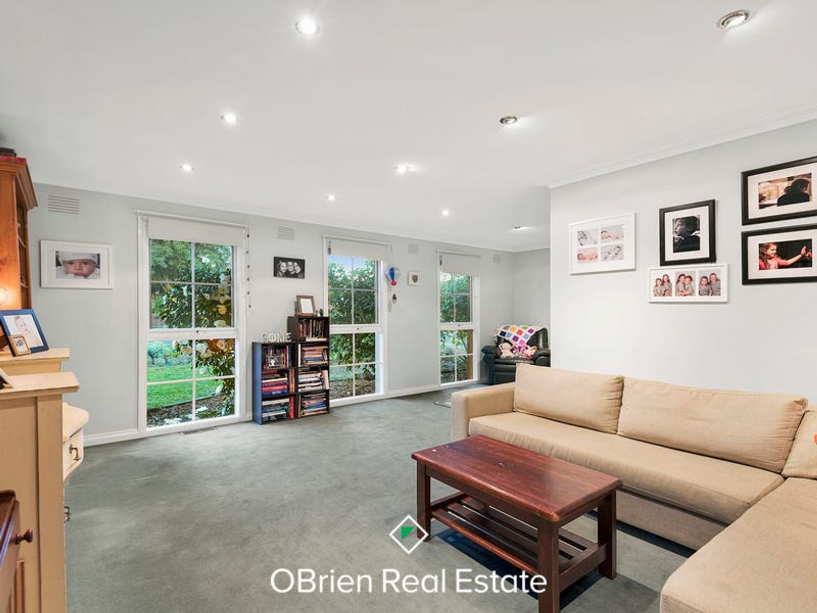 27 John Fawkner Drive, Endeavour Hills, VIC 3802, Endeavour Hills - Thumbnail 4