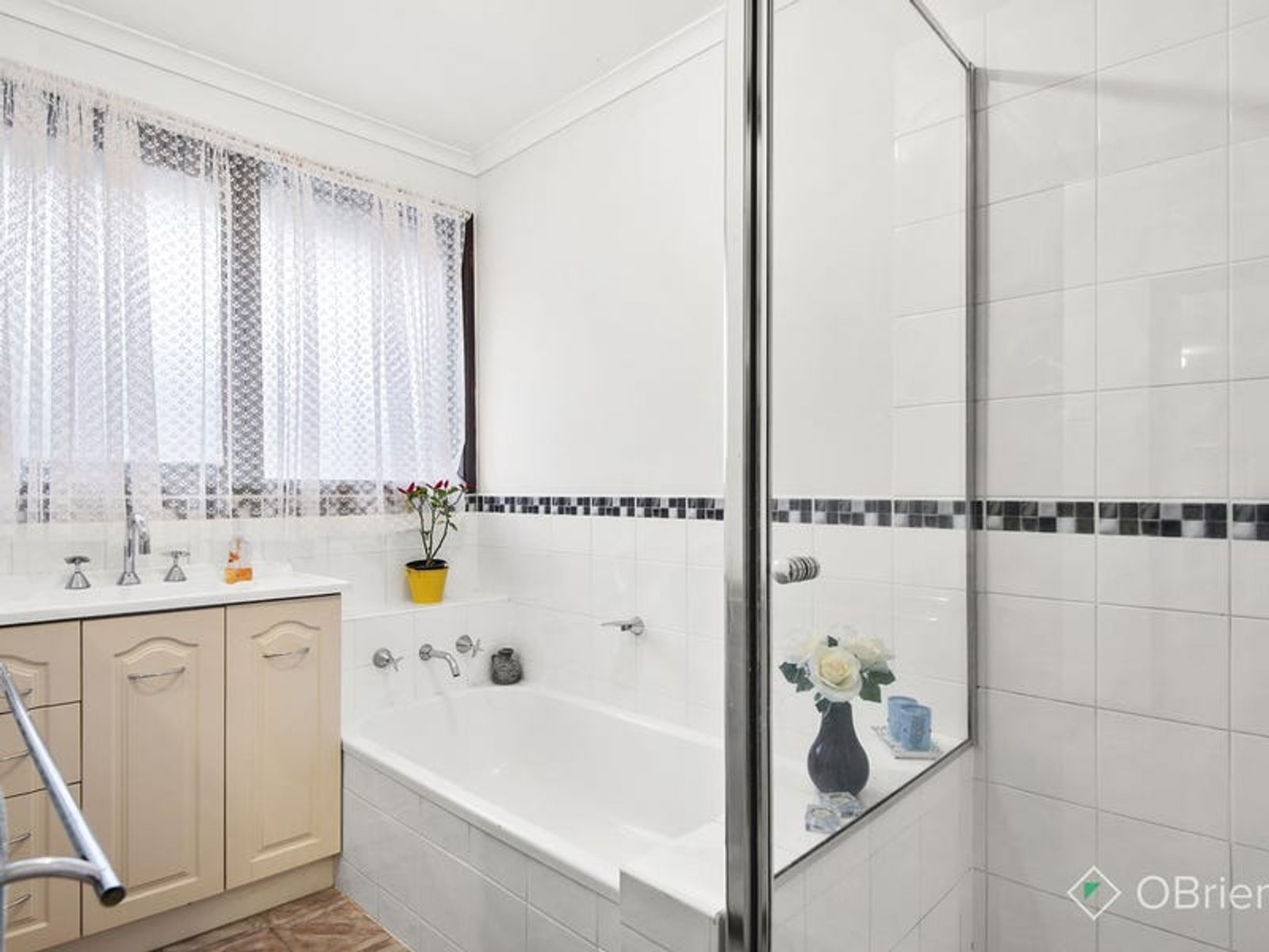 2 Mossvale Close, Endeavour Hills, VIC 3802, Endeavour Hills - Thumbnail 6