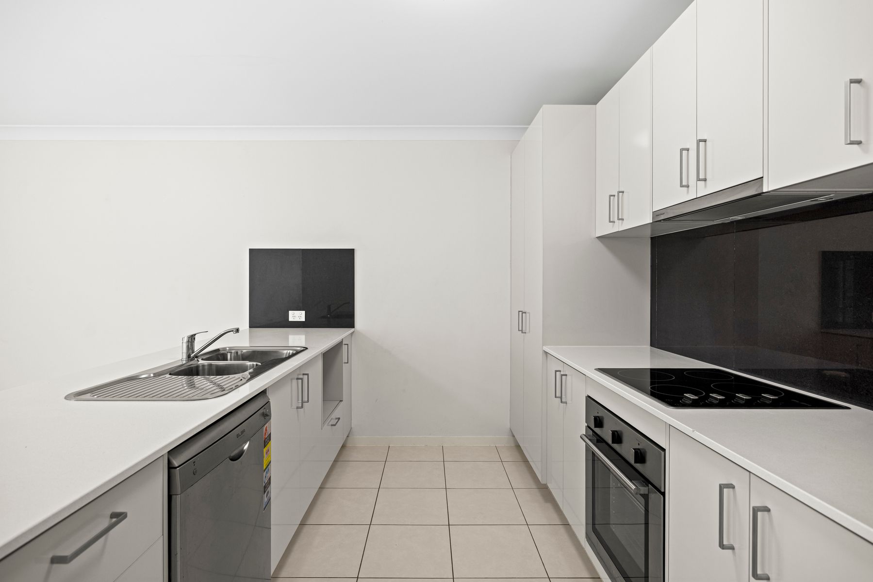 16 Carlin Street, Glenvale QLD 4350, Glenvale - Thumbnail 7