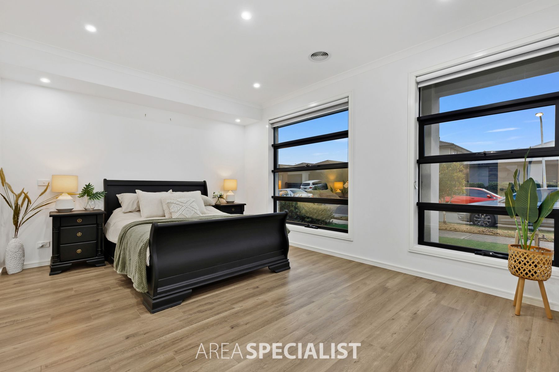 32 Marshy Avenue, Cranbourne East, VIC 3977, Cranbourne East - Thumbnail 3