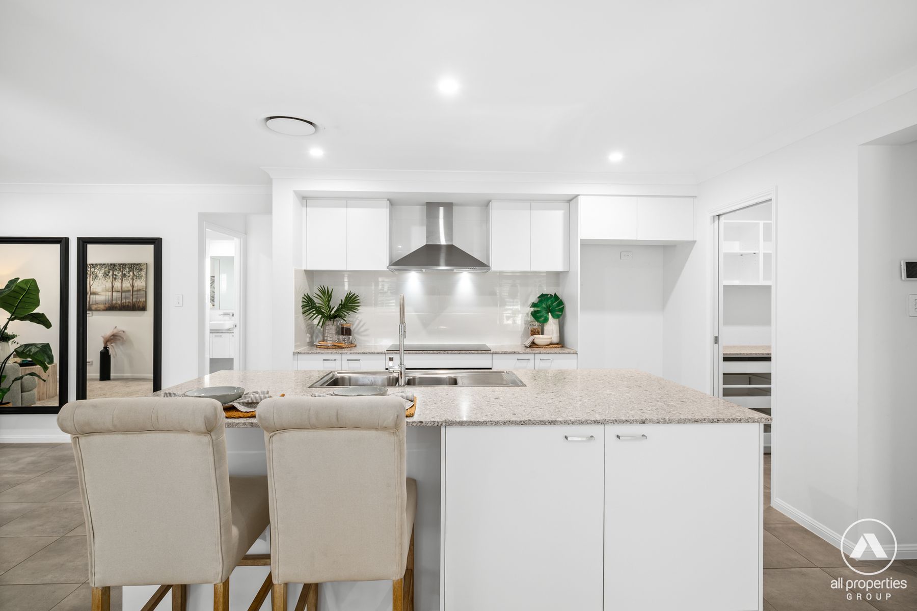 4 Vine Way, Greenbank QLD 4124, Greenbank - Thumbnail 2