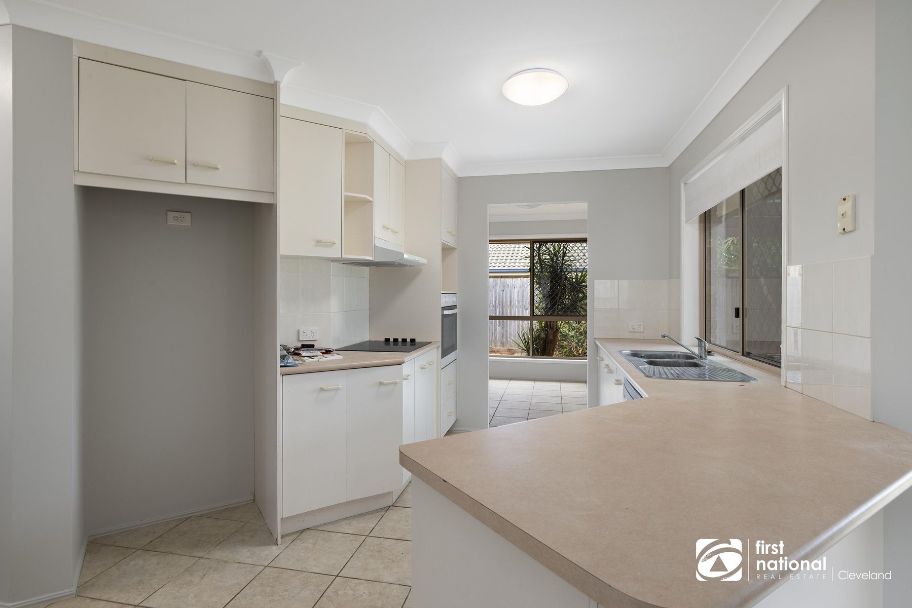 33 Juanita Street, Birkdale QLD 4159, Birkdale - Thumbnail 5