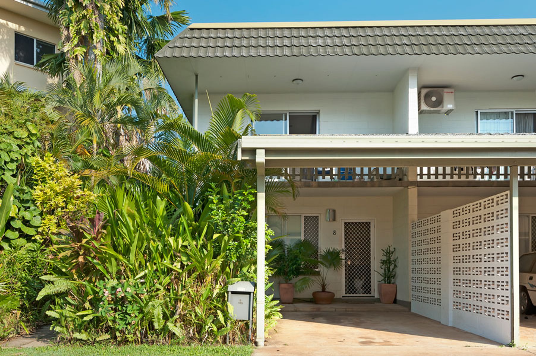 8/128 Mitchell Street, Larrakeyah NT 0820, Larrakeyah - Image 1