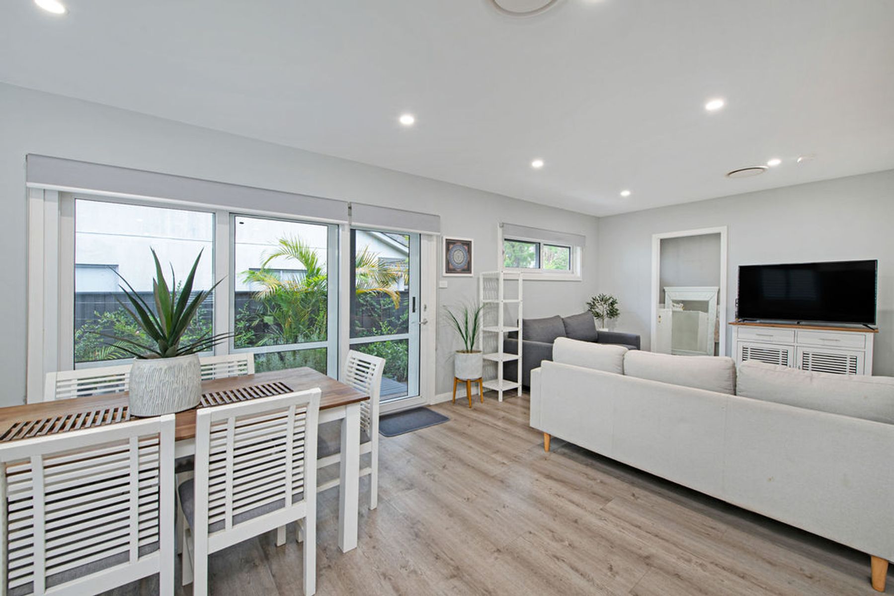 34 Park Rd, East Hills NSW 2213, East Hills - Thumbnail 5