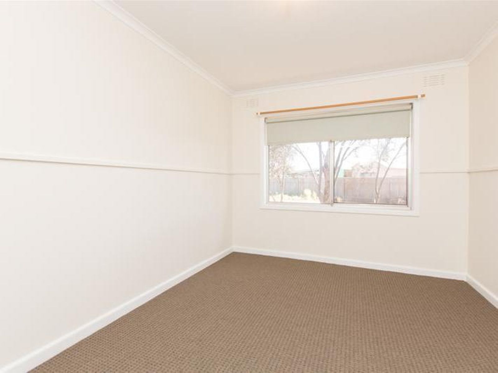 18 Mena Road, Birdwoodton - Thumbnail 8