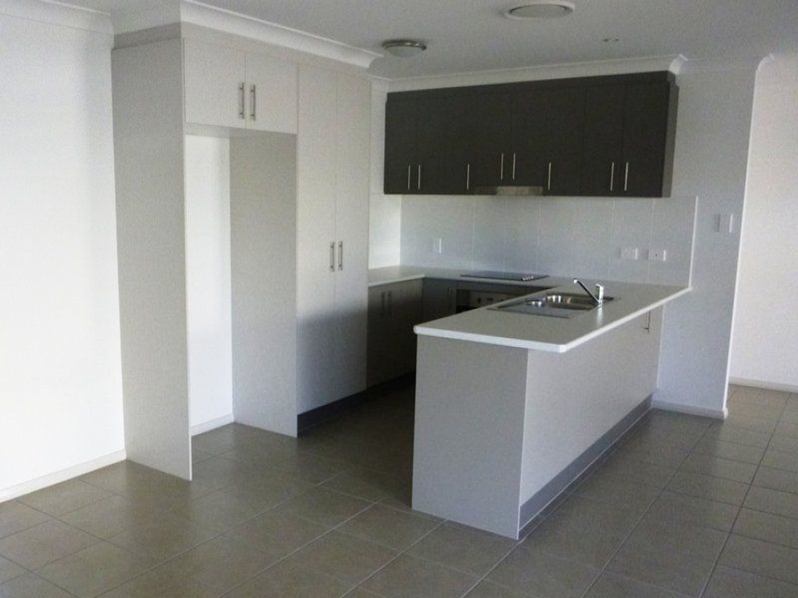 44 Sheridan Street, Chinchilla QLD 4413, Chinchilla - Thumbnail 2