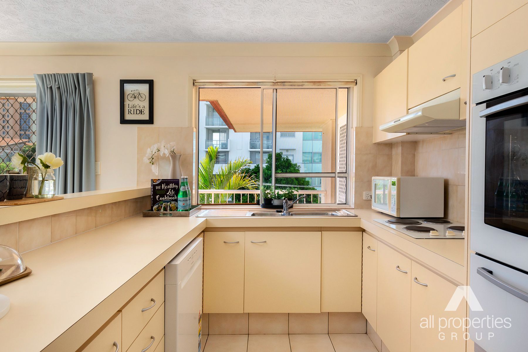 13/16 Jubilee Avenue, Broadbeach QLD 4218, Broadbeach - Thumbnail 5