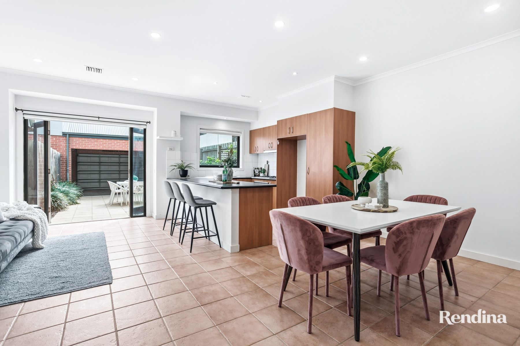 146 Kensington Road, Kensington - Thumbnail 2