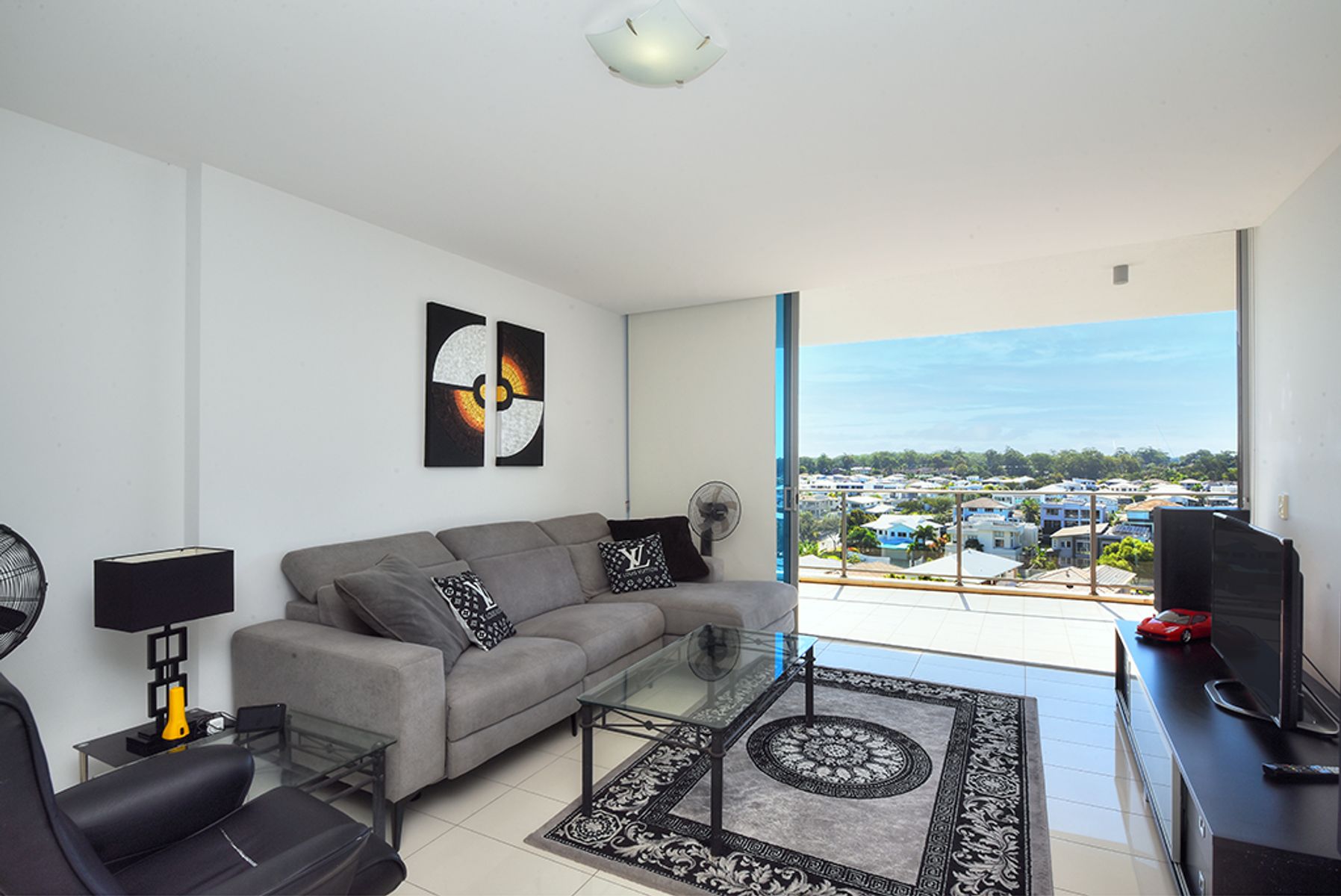 605 41 Harbour Town Drive Biggera Waters  Alessia Tang  Areaspecialist 4