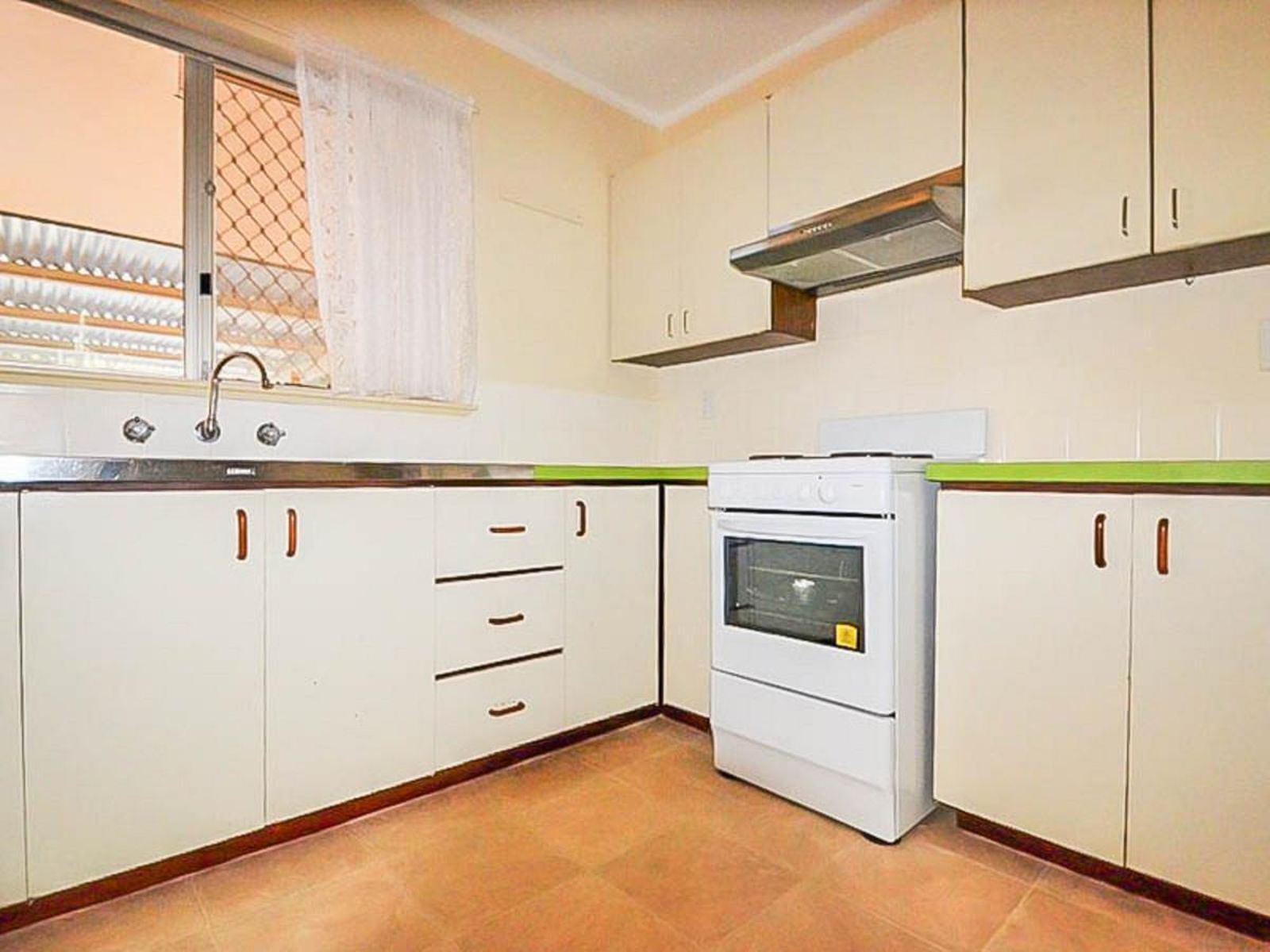 15 Barker Court, Port Hedland WA 6721, Port Hedland - Thumbnail 4