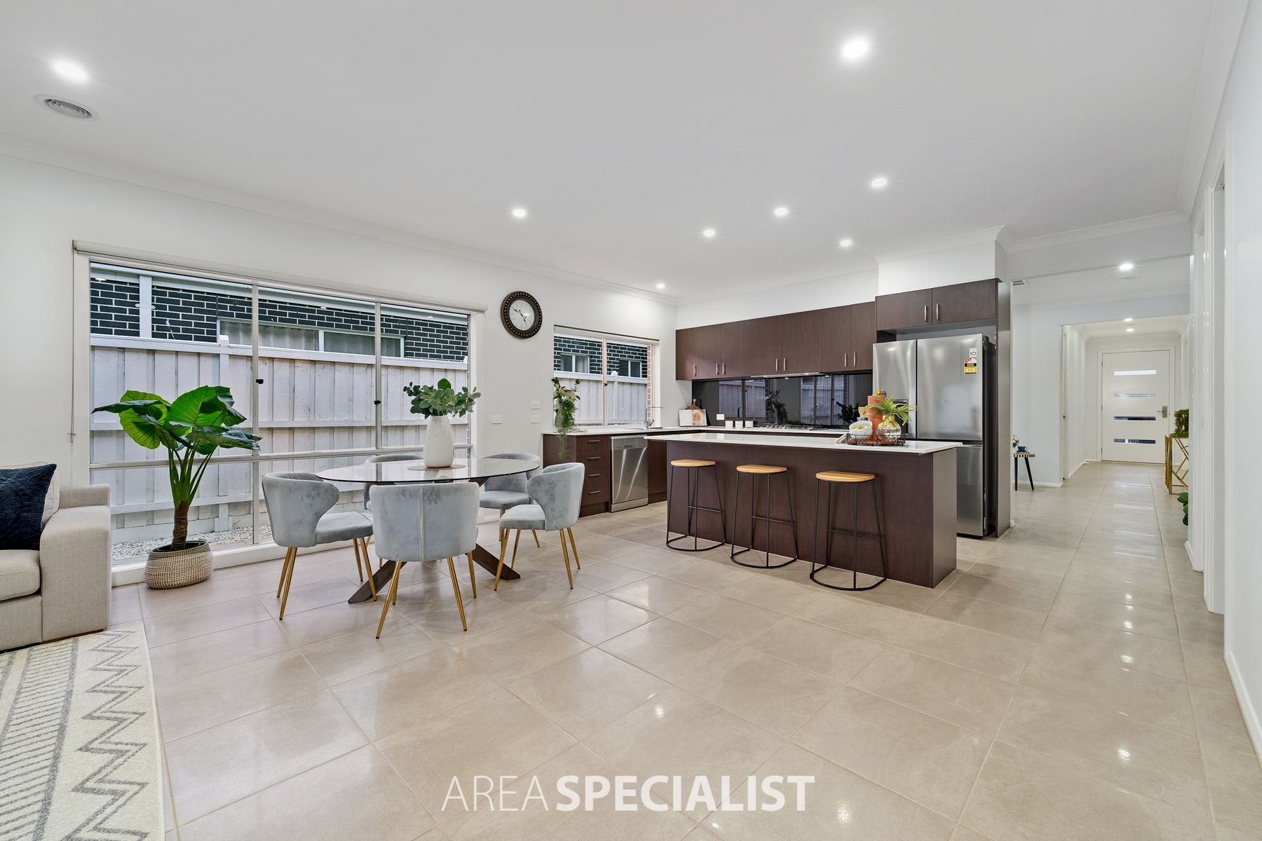 29 Gallant Drive, Clyde North, VIC 3978, Clyde North - Thumbnail 5